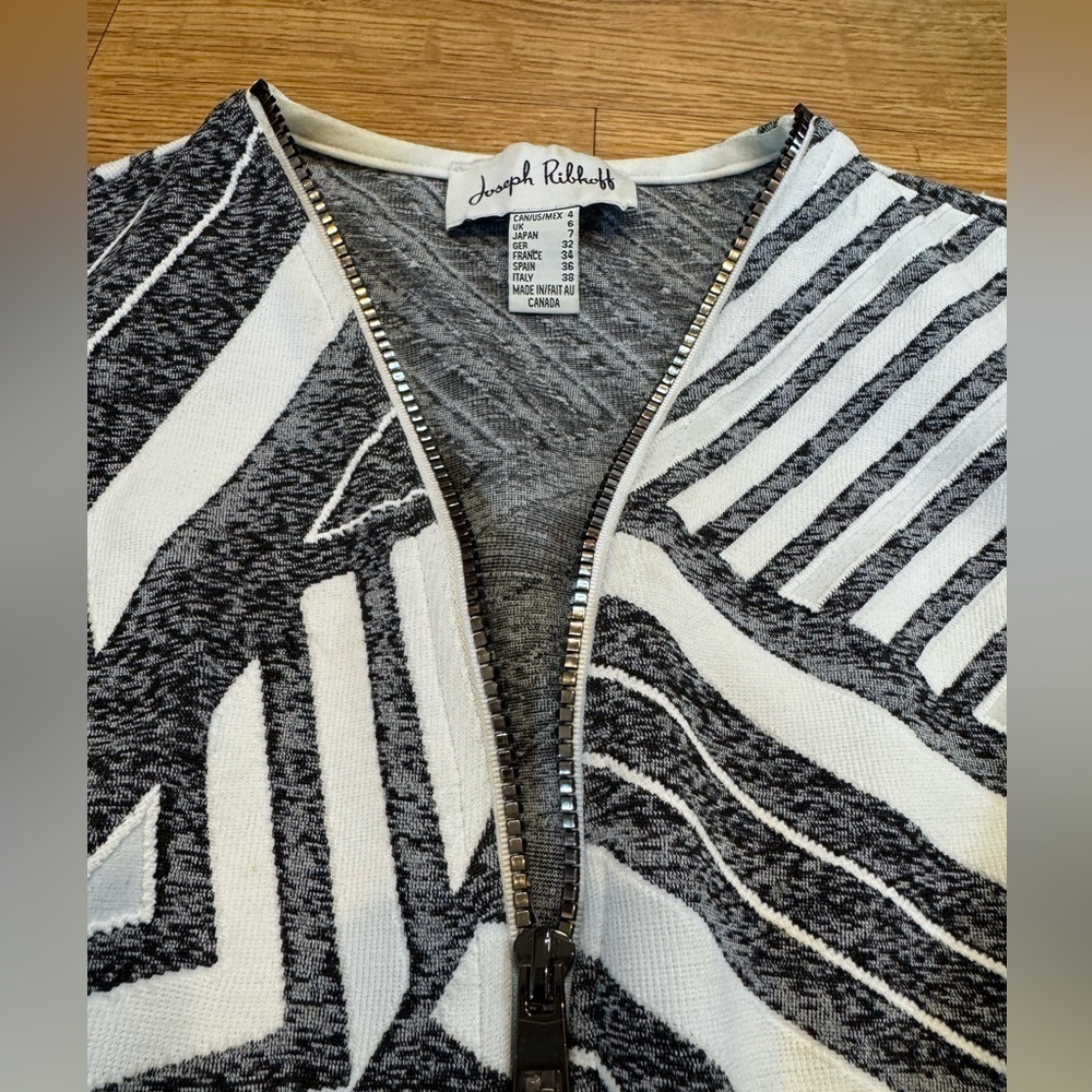Joseph Ribkoff Structured Geometric Zip Jacket - Picture 5 of 12